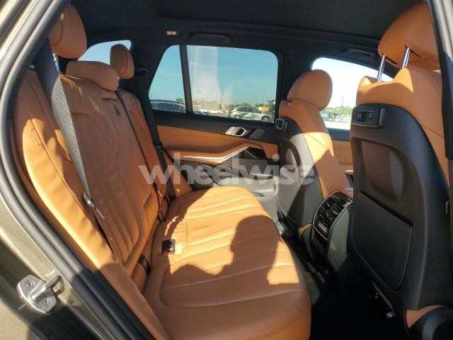 Photo 3 of 2021 BMW X5 SDRIVE 40I (VIN 5UXCR4C0XM9F58768)