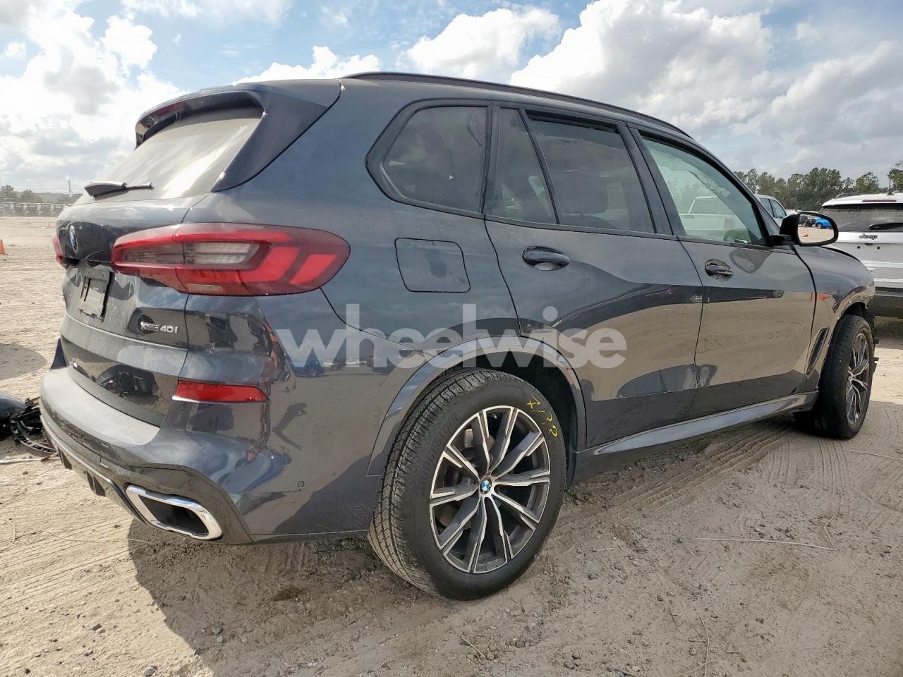 Photo 3 of 2022 BMW X5 XDRIVE40I (VIN 5UXCR6C00N9L74112)