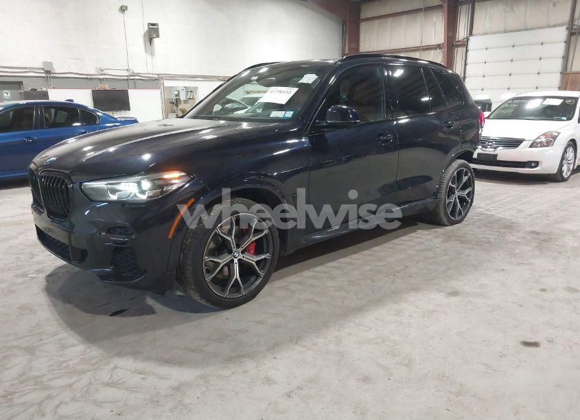 Photo 2 of 2022 Bmw X5 XDRIVE40I (VIN 5UXCR6C00N9M47589)