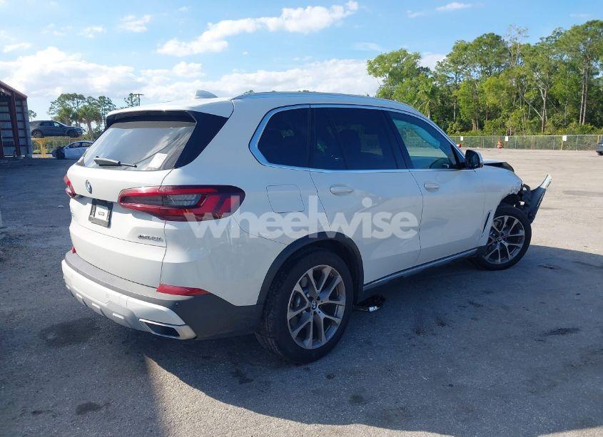 Photo 4 of 2021 Bmw X5 XDRIVE40I (VIN 5UXCR6C01M9H44811)