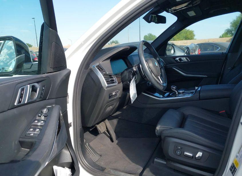 Photo 5 of 2020 Bmw X5 XDRIVE40I (VIN 5UXCR6C02L9B59377)
