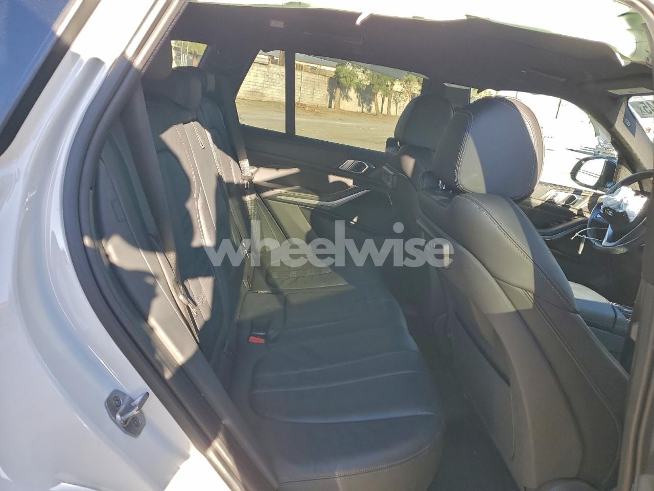 Photo 11 of 2020 BMW X5 XDRIVE40I (VIN 5UXCR6C02L9C95234)