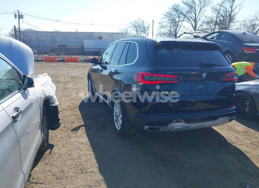 Photo 3 of 2021 Bmw X5 XDRIVE40I (VIN 5UXCR6C02M9H33008)