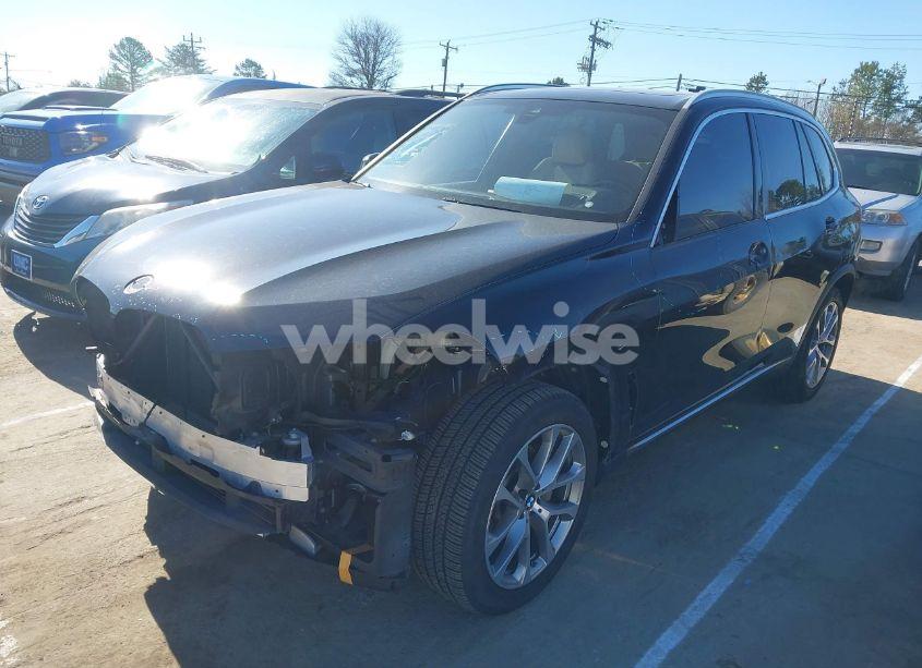Photo 2 of 2022 Bmw X5 XDRIVE40I (VIN 5UXCR6C02N9K38886)