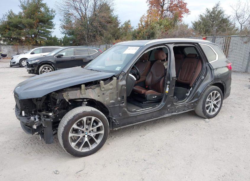 Photo 2 of 2020 Bmw X5 XDRIVE40I (VIN 5UXCR6C03L9C96005)