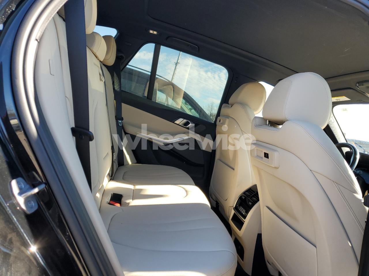 Photo 11 of 2021 BMW X5 XDRIVE40I (VIN 5UXCR6C03M9E51556)