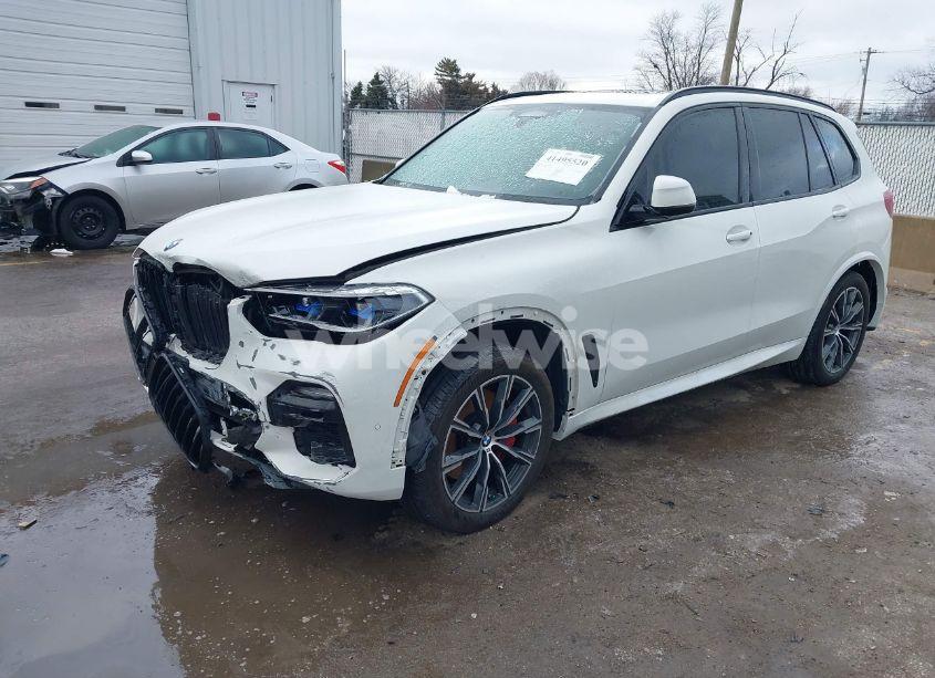 Photo 2 of 2021 Bmw X5 XDRIVE40I (VIN 5UXCR6C04M9F84102)