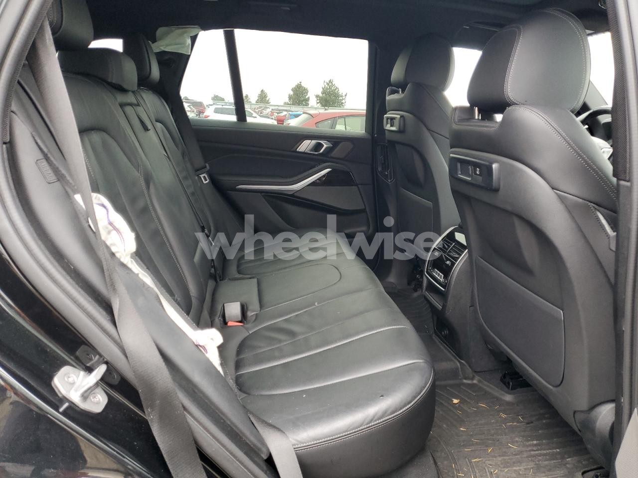 Photo 11 of 2021 BMW X5 XDRIVE40I (VIN 5UXCR6C04M9G15820)