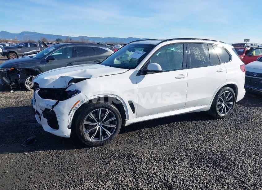 Photo 2 of 2021 Bmw X5 XDRIVE40I (VIN 5UXCR6C05M9F27732)
