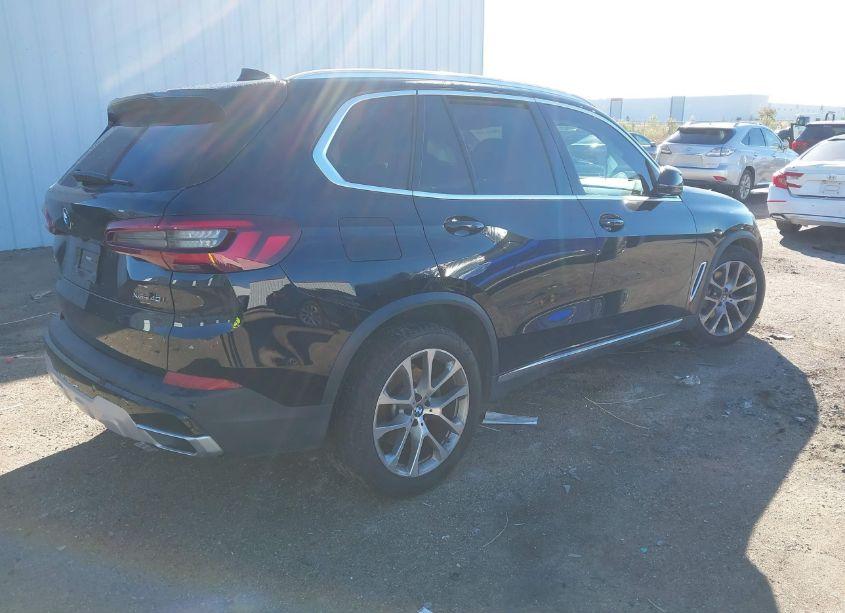 Photo 4 of 2021 Bmw X5 XDRIVE40I (VIN 5UXCR6C09M9H53613)