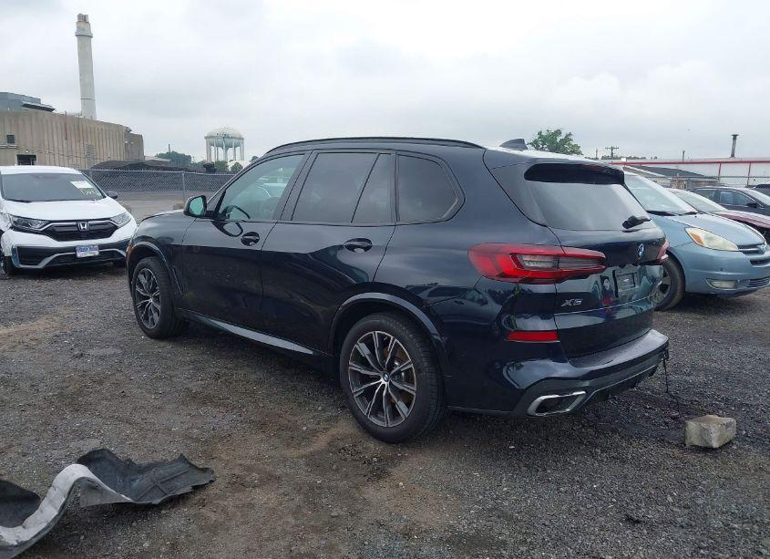 Photo 3 of 2022 Bmw X5 XDRIVE40I (VIN 5UXCR6C0XN9L37570)