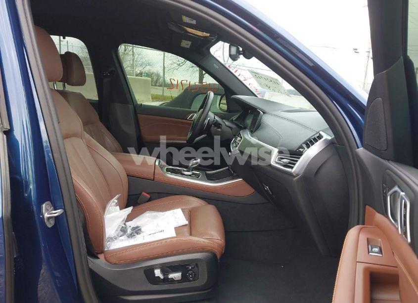 Photo 5 of 2022 Bmw X5 XDRIVE40I (VIN 5UXCR6C0XN9L81312)