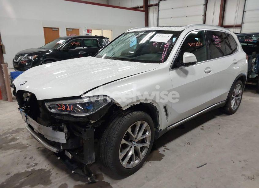 Photo 2 of 2019 Bmw X5 XDRIVE40I (VIN 5UXCR6C52KLB12590)