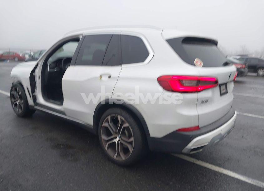 Photo 3 of 2019 Bmw X5 XDRIVE40I (VIN 5UXCR6C55KLL03336)