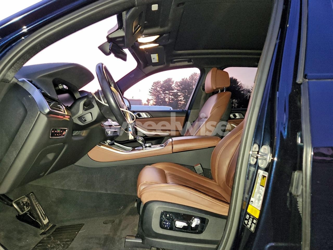 Photo 7 of 2019 BMW X5 XDRIVE40I (VIN 5UXCR6C56KLL03037)