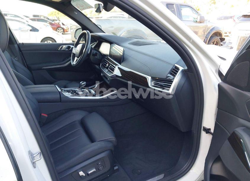 Photo 5 of 2019 Bmw X5 XDRIVE40I (VIN 5UXCR6C56KLL40041)