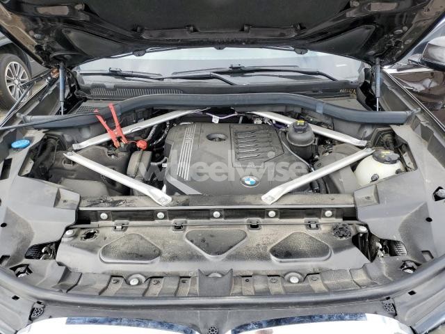 Photo 4 of 2022 BMW X7 XDRIVE40I (VIN 5UXCW2C00N9N14385)