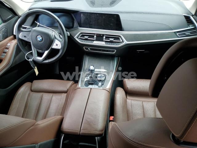 Photo 5 of 2022 BMW X7 XDRIVE40I (VIN 5UXCW2C00N9N14385)