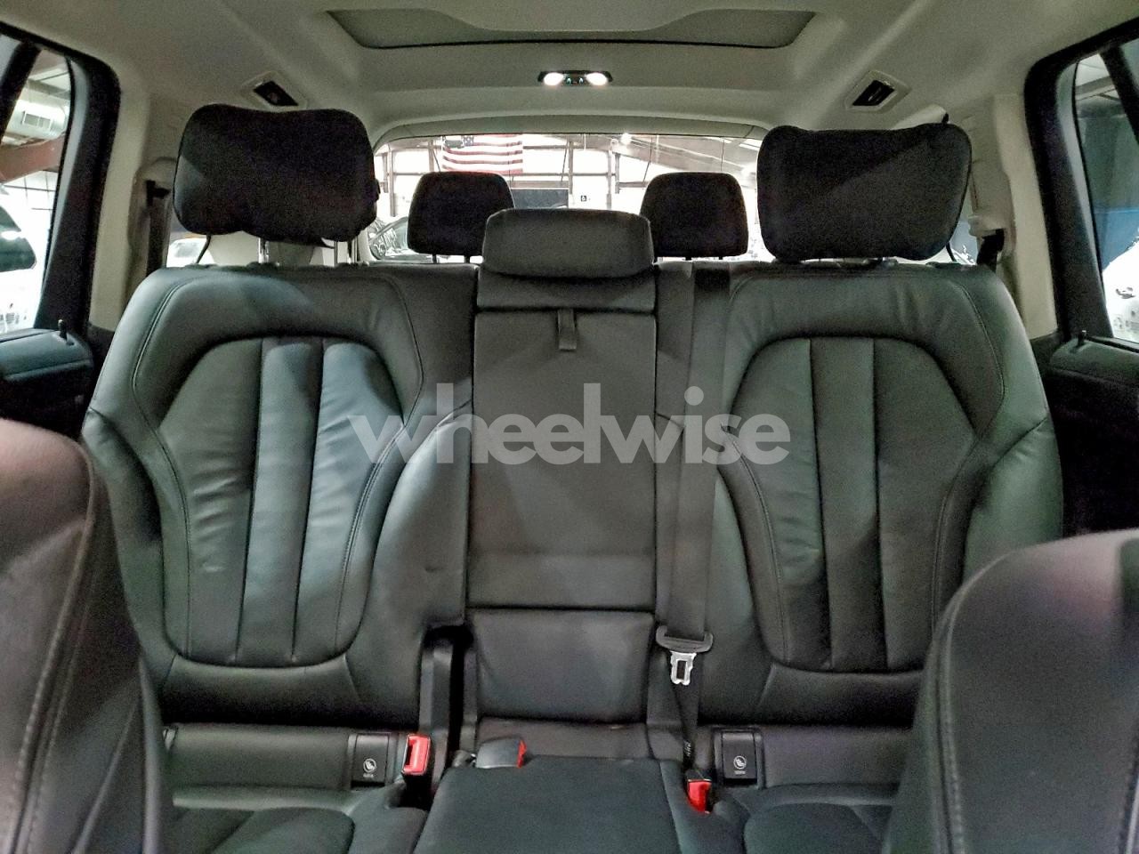 Photo 10 of 2020 BMW X7 XDRIVE40I (VIN 5UXCW2C01L9B12973)