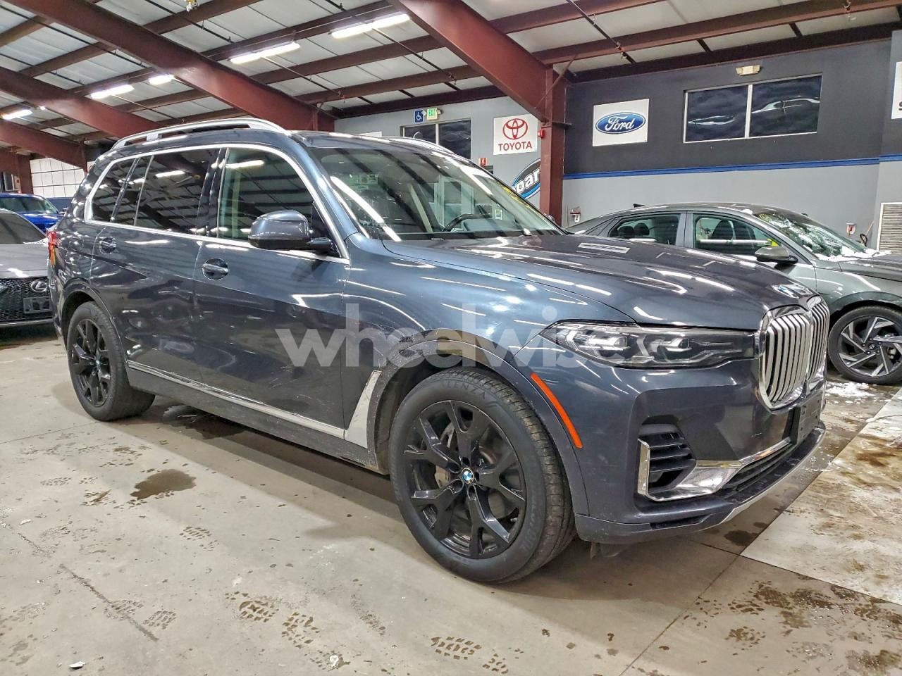 Photo 4 of 2020 BMW X7 XDRIVE40I (VIN 5UXCW2C01L9B12973)