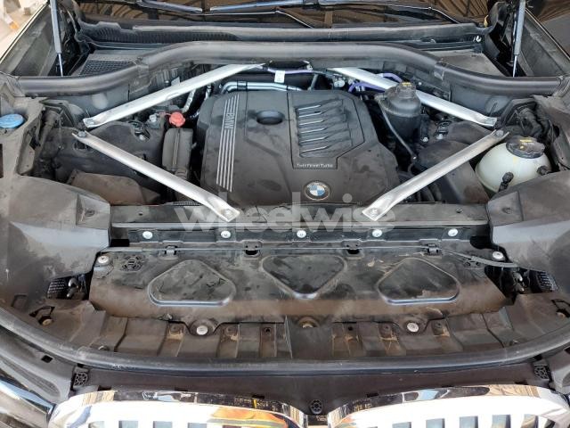 Photo 7 of 2021 BMW X7 XDRIVE40I (VIN 5UXCW2C03M9D98732)