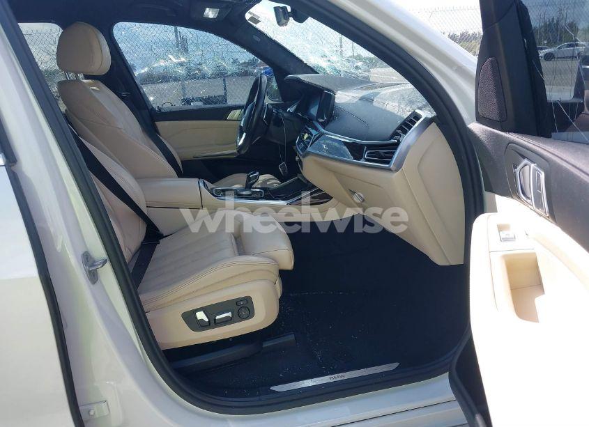 Photo 5 of 2021 Bmw X7 XDRIVE40I (VIN 5UXCW2C03M9F63758)