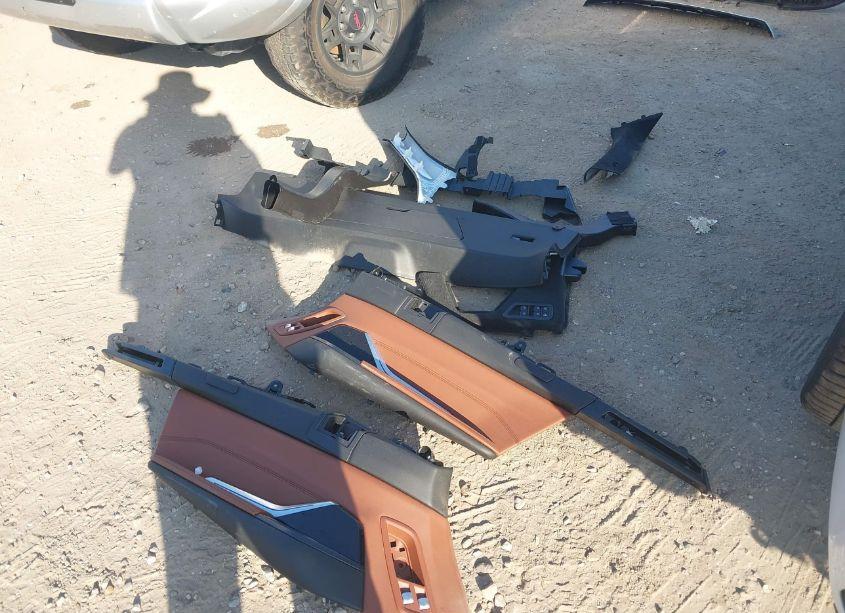 Photo 18 of 2022 Bmw X7 XDRIVE40I (VIN 5UXCW2C04N9M70469)