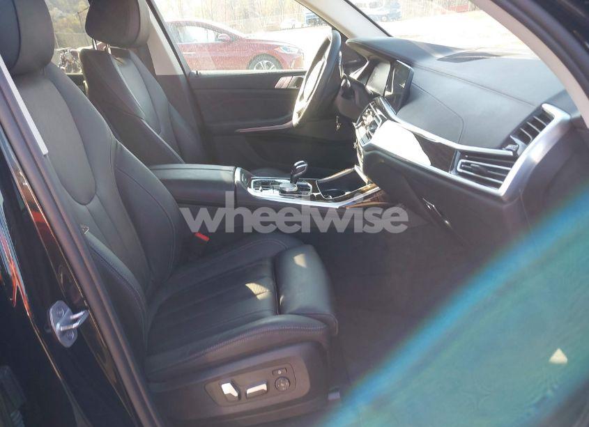Photo 5 of 2021 Bmw X7 XDRIVE40I (VIN 5UXCW2C06M9F51894)
