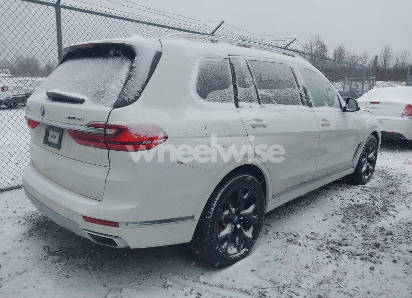 Photo 4 of 2021 Bmw X7 XDRIVE40I (VIN 5UXCW2C06M9F75421)