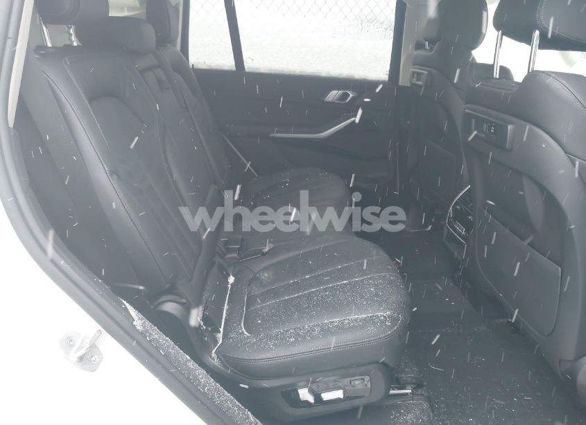 Photo 8 of 2021 Bmw X7 XDRIVE40I (VIN 5UXCW2C06M9F75421)