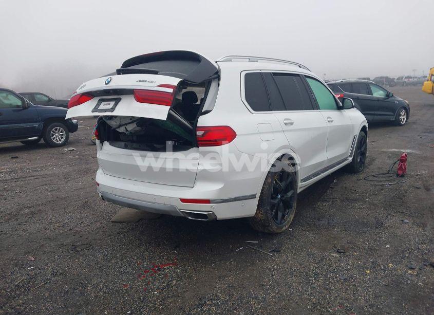 Photo 4 of 2021 Bmw X7 XDRIVE40I (VIN 5UXCW2C06M9G52157)