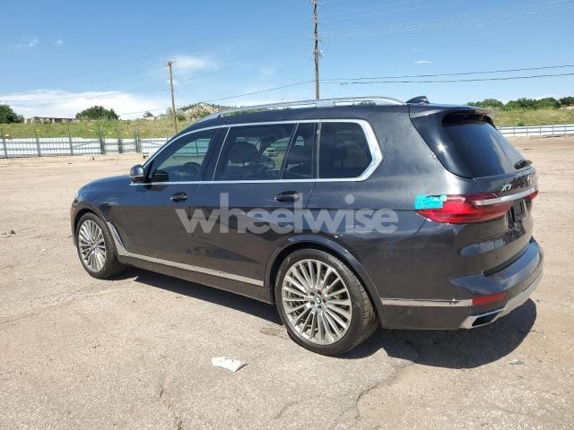 Photo 2 of 2020 BMW X7 XDRIVE40I (VIN 5UXCW2C08L0E74979)