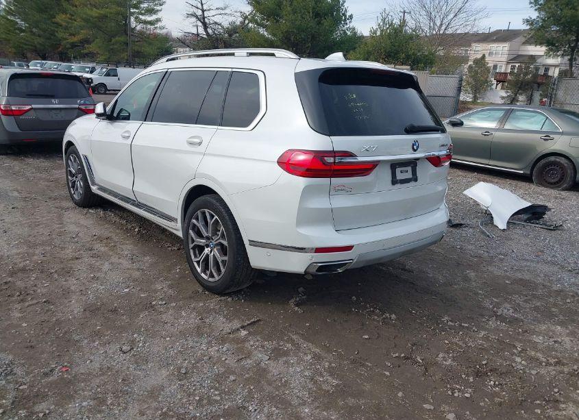 Photo 3 of 2021 Bmw X7 XDRIVE40I (VIN 5UXCW2C0XM9G52632)