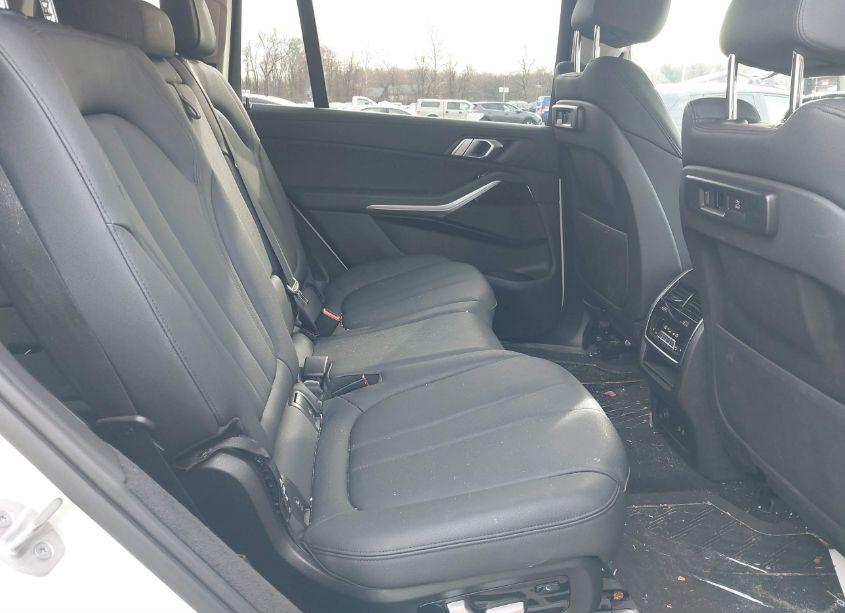 Photo 8 of 2021 Bmw X7 XDRIVE40I (VIN 5UXCW2C0XM9G52632)