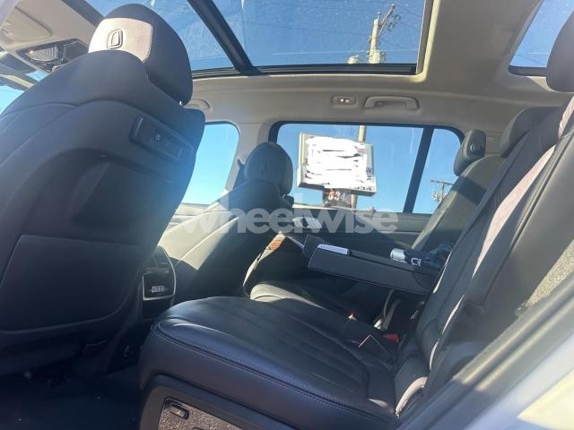 Photo 10 of 2019 BMW X7 XDRIVE40I (VIN 5UXCW2C5XKLB43880)