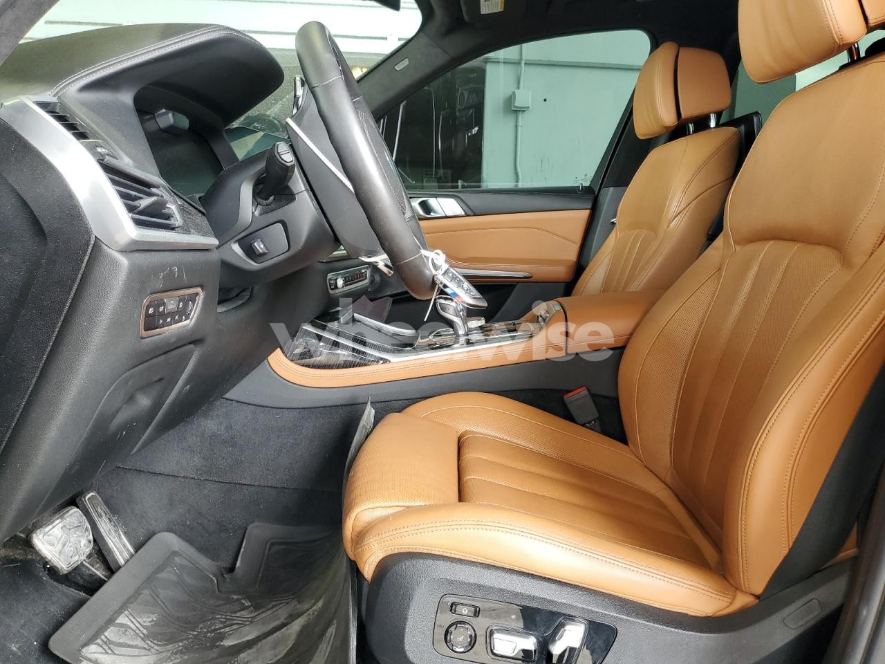 Photo 7 of 2020 BMW X7 M50I (VIN 5UXCX6C03L9B51715)