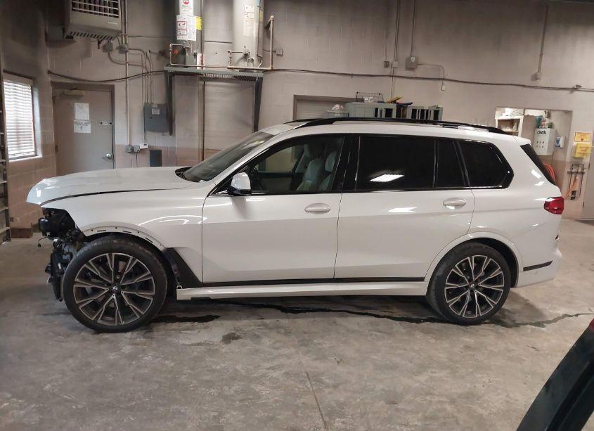 Photo 15 of 2020 Bmw X7 M50I (VIN 5UXCX6C04L9C18399)