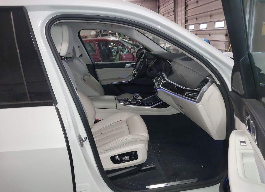 Photo 5 of 2020 Bmw X7 M50I (VIN 5UXCX6C04L9C18399)