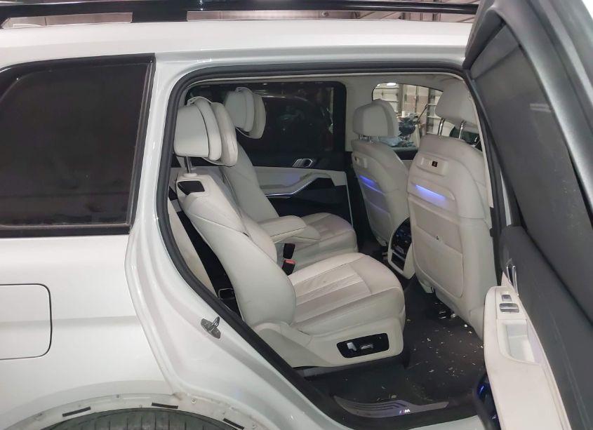 Photo 8 of 2020 Bmw X7 M50I (VIN 5UXCX6C04L9C18399)