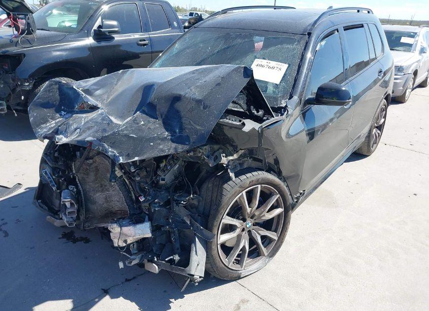 Photo 6 of 2020 Bmw X7 M50I (VIN 5UXCX6C06L9B21818)