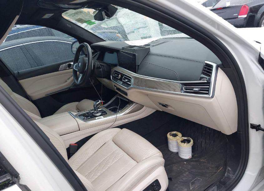 Photo 5 of 2021 Bmw X7 M50I (VIN 5UXCX6C06M9E01675)