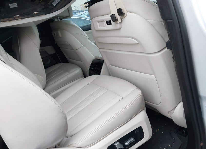 Photo 8 of 2021 Bmw X7 M50I (VIN 5UXCX6C06M9E01675)