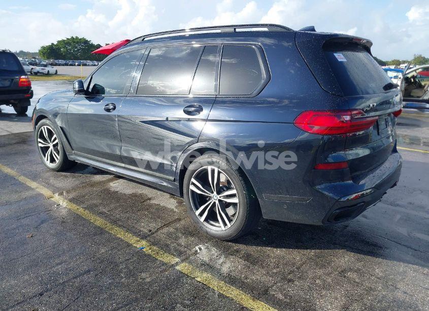 Photo 3 of 2021 Bmw X7 M50I (VIN 5UXCX6C06M9H34992)