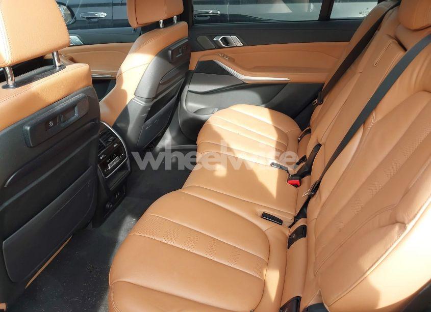 Photo 8 of 2021 Bmw X7 M50I (VIN 5UXCX6C07M9G39230)