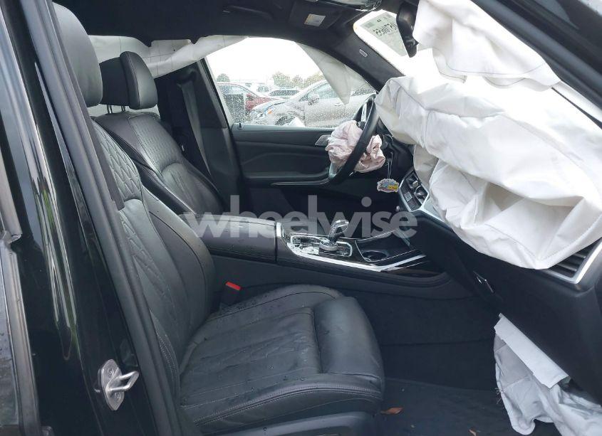 Photo 5 of 2021 Bmw X7 M50I (VIN 5UXCX6C09M9G23028)
