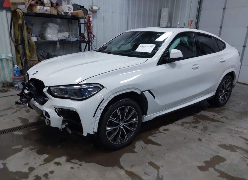 Photo 2 of 2022 Bmw X6 XDRIVE40I (VIN 5UXCY6C09N9K31324)