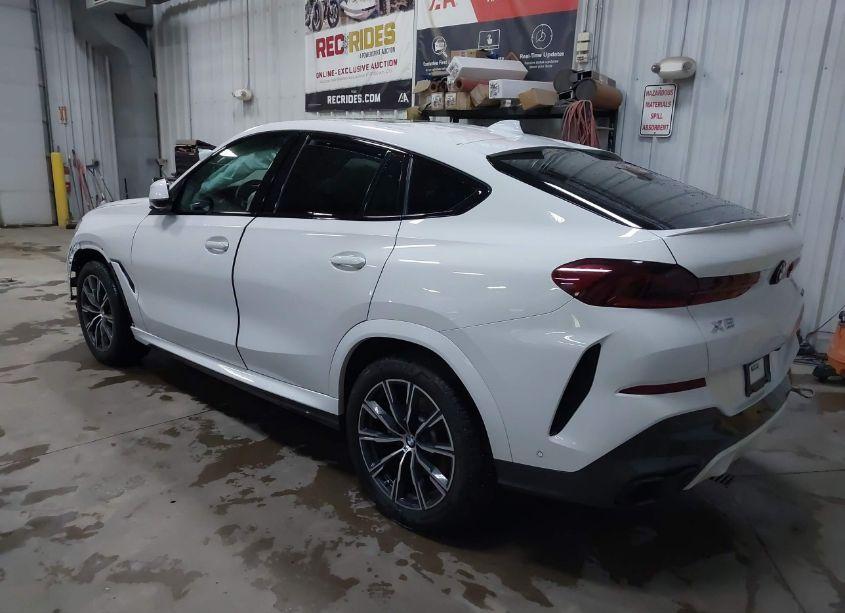 Photo 3 of 2022 Bmw X6 XDRIVE40I (VIN 5UXCY6C09N9K31324)