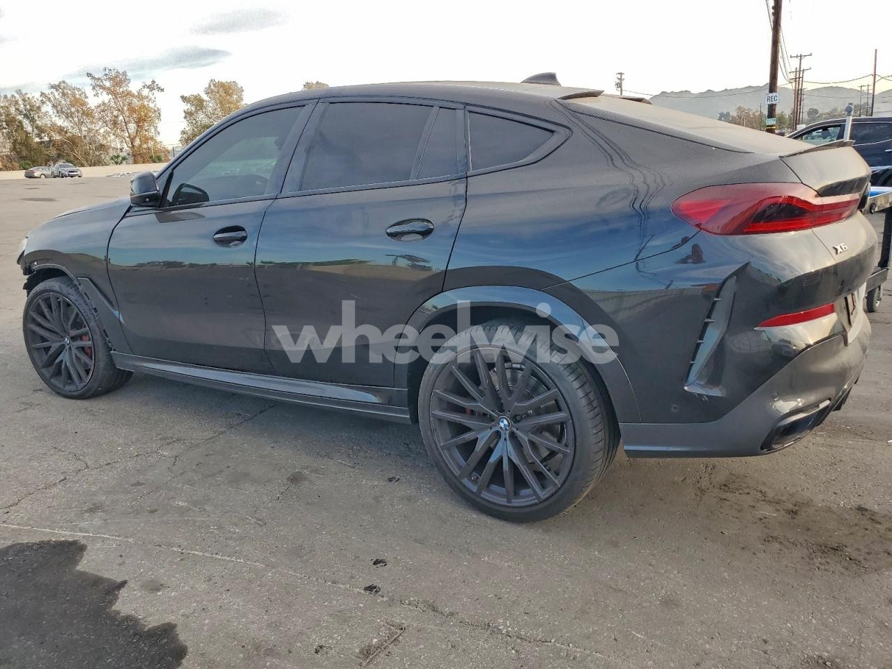 Photo 2 of 2021 BMW X6 M50I (VIN 5UXCY8C08M9F09384)