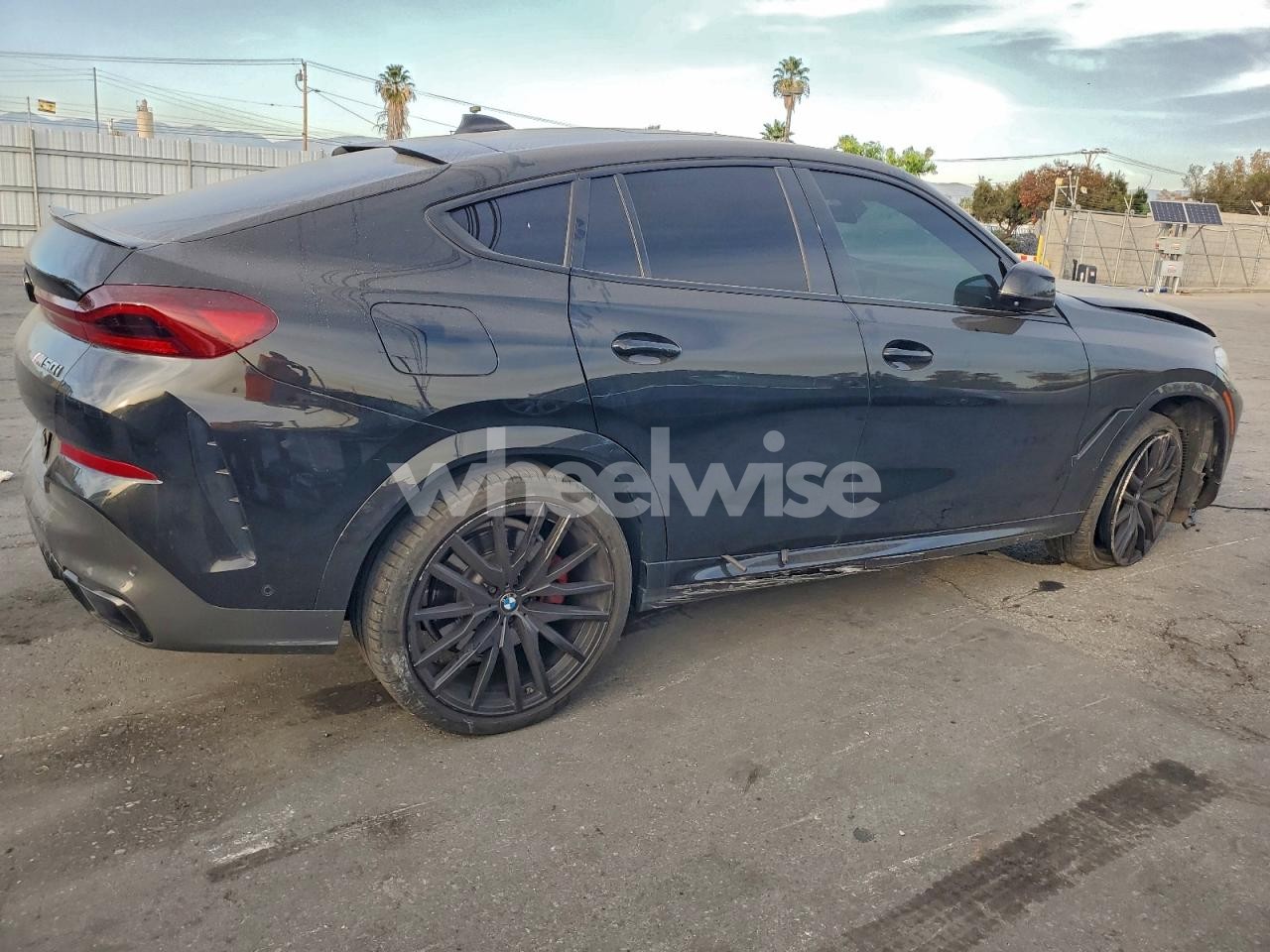 Photo 3 of 2021 BMW X6 M50I (VIN 5UXCY8C08M9F09384)
