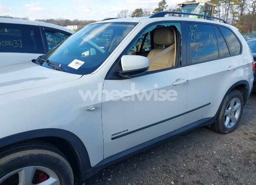 Photo 6 of 2009 Bmw X5 XDRIVE30I (VIN 5UXFE43549L268215)